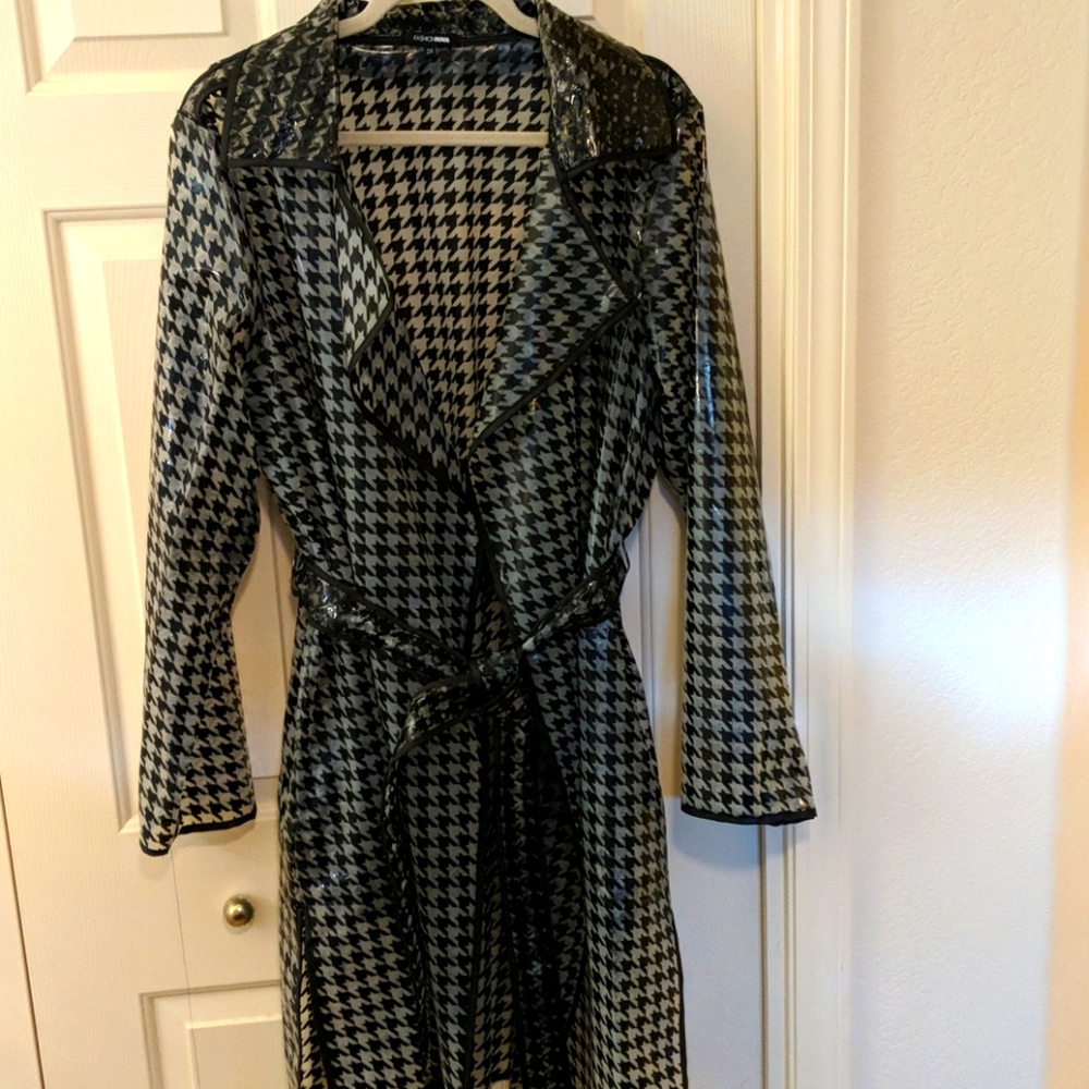 Unique hounds tooth rain jacket